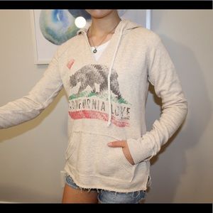 pullover sweatshirt